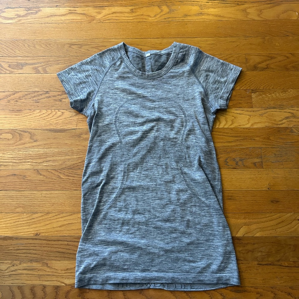LULULEMON gray swiftly tech